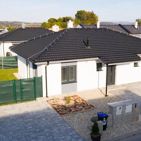 Royal House Trencin Villa Bagian luar foto