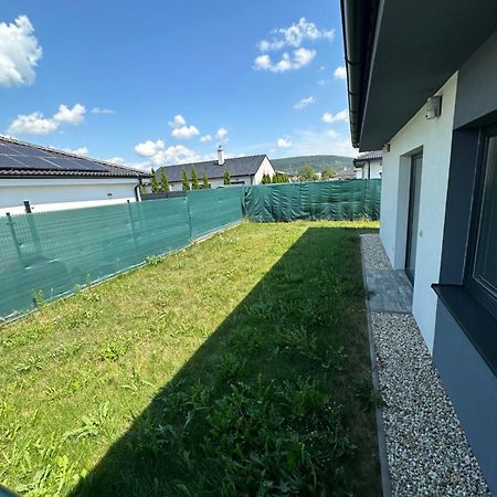 Royal House Trencin Villa Bagian luar foto