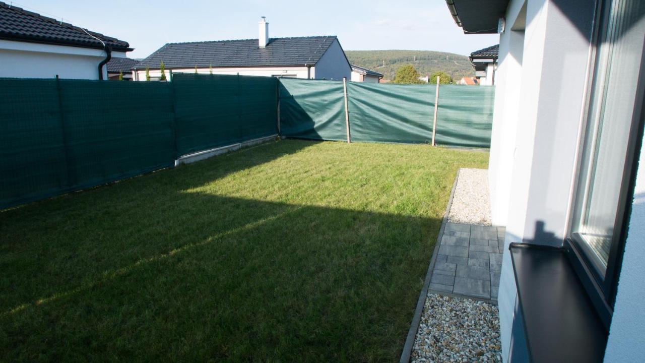 Royal House Trencin Villa Bagian luar foto