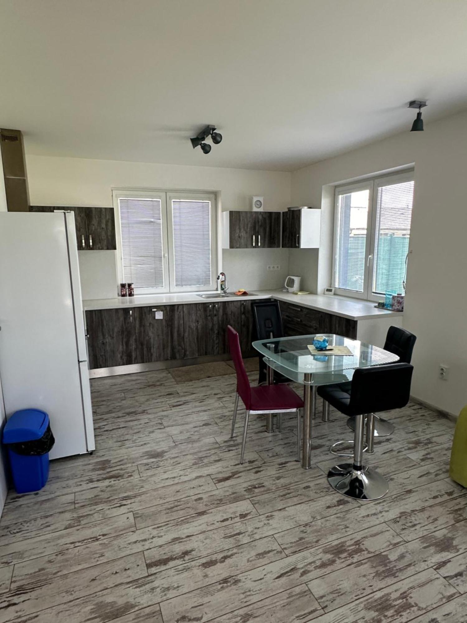Royal House Trencin Villa Bagian luar foto