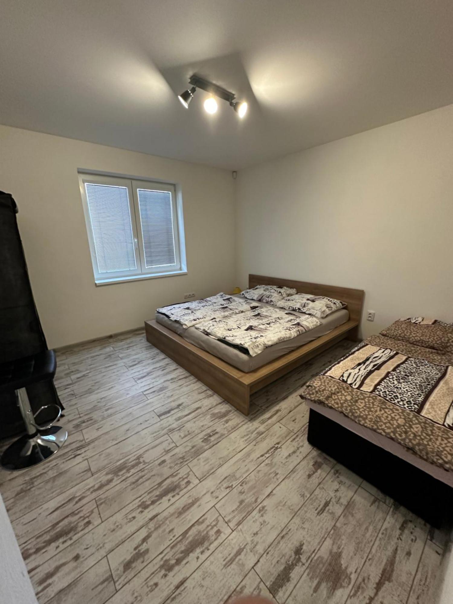 Royal House Trencin Villa Bagian luar foto